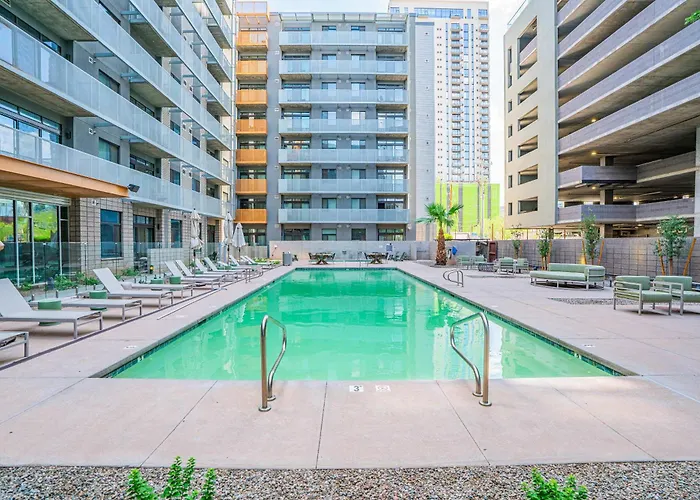 Beautiful 1bd - Downtown -gym, Pool, Parking