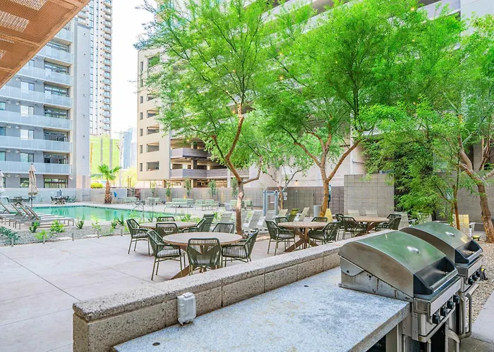 Beautiful 1bd - Downtown -gym, Pool, Parking Apartment